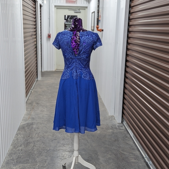 JJ's House Blue A-line Scoop Short/Mini Chiffon Formal Dress With Beading - Picture 4 of 12